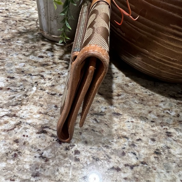 Coach Trifold Signature CC canvas Snap Front Tan Brown Leather Wallet - Picture 6 of 10